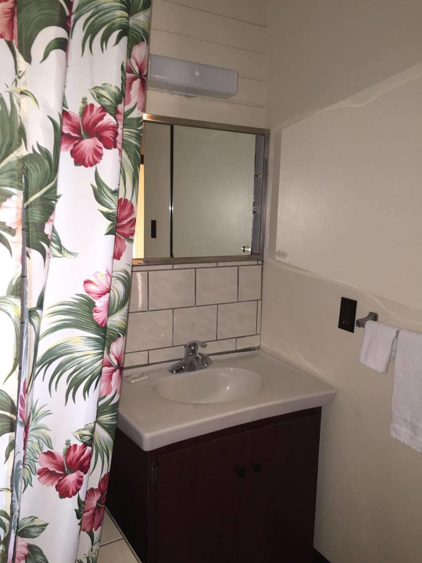 Dolphin Bay Hotel 希洛 外观 照片