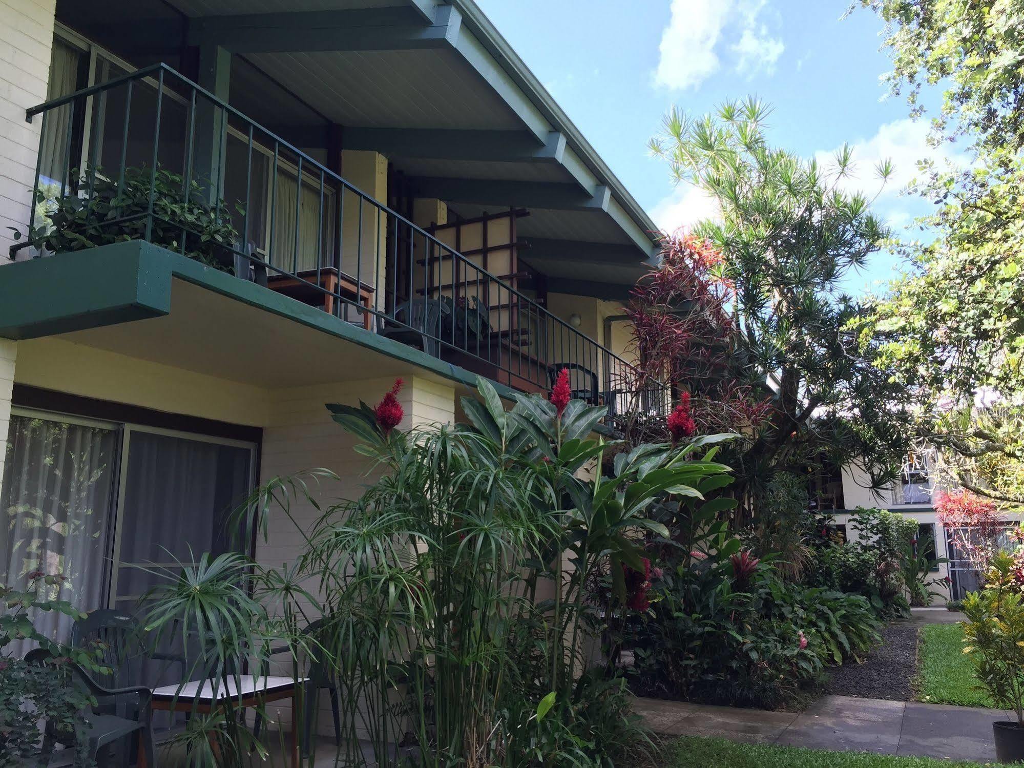 Dolphin Bay Hotel 希洛 外观 照片